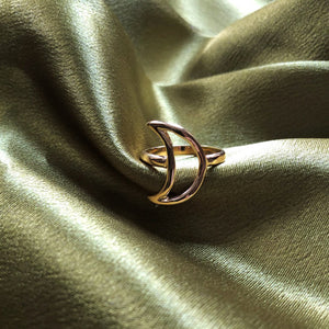 10K Gold Luna Ring